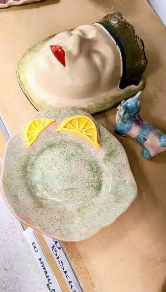 Pracownia ceramiczna w Niechlowie tętni życiem – są jeszcze wolne miejsca
